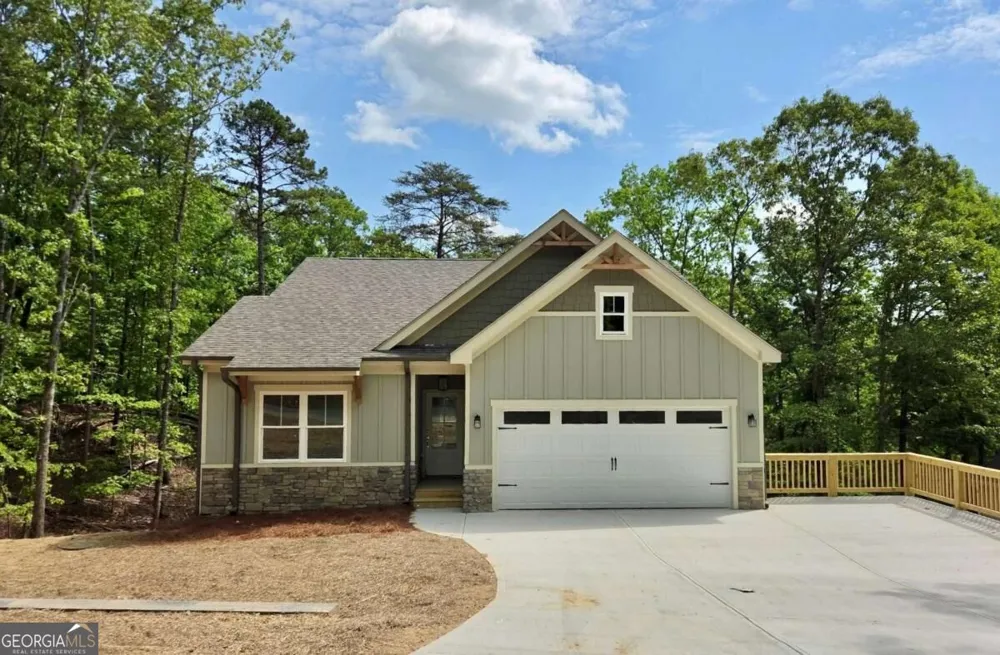 157 Silver Fox LOOP Waleska, GA 30183