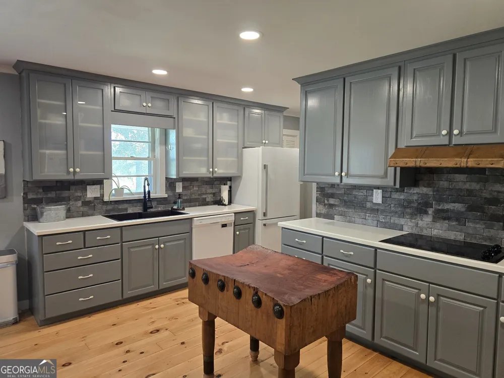 2880 Ga Highway 15 S Tennille, GA 31089