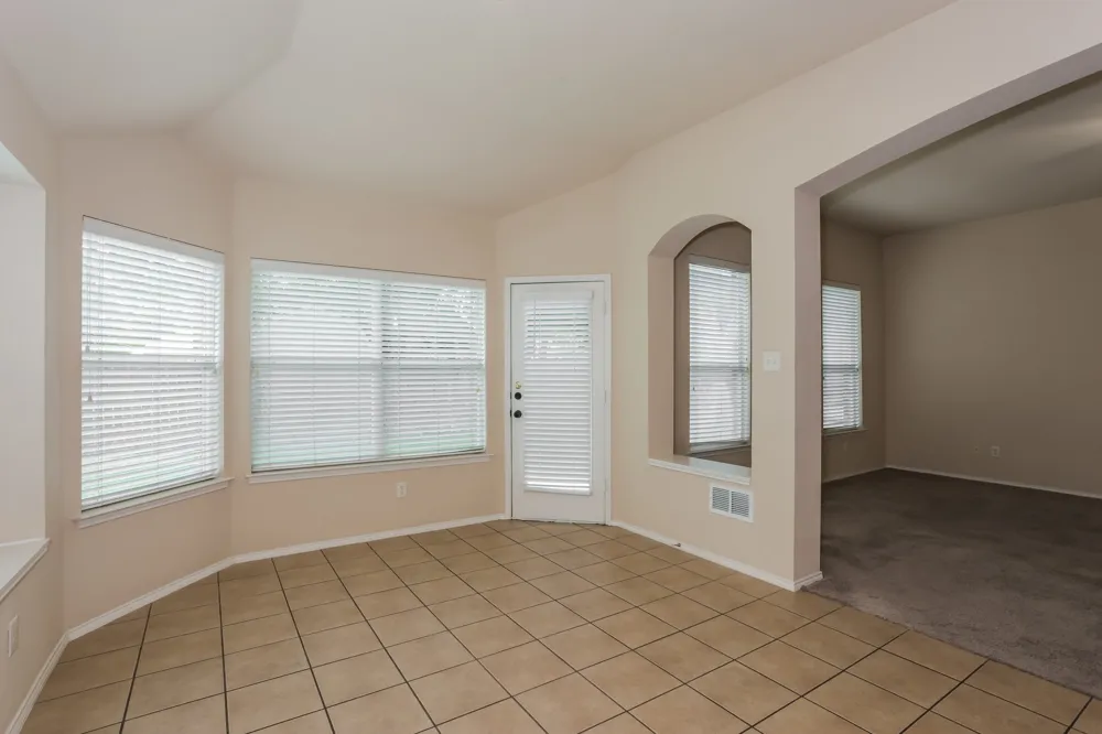 2217 Forest Park Circle Mansfield, TX 76063