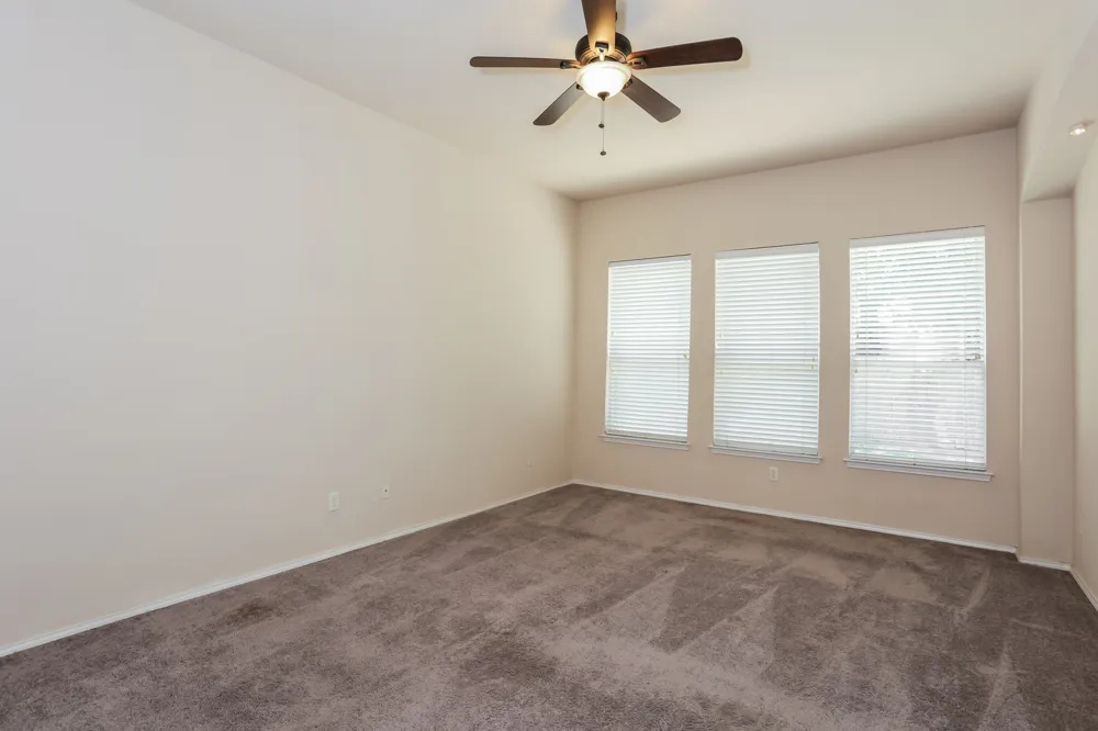 2217 Forest Park Circle Mansfield, TX 76063