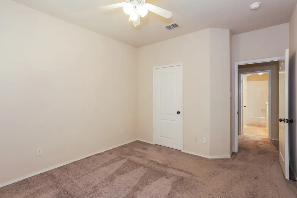 2217 Forest Park Circle Mansfield, TX 76063