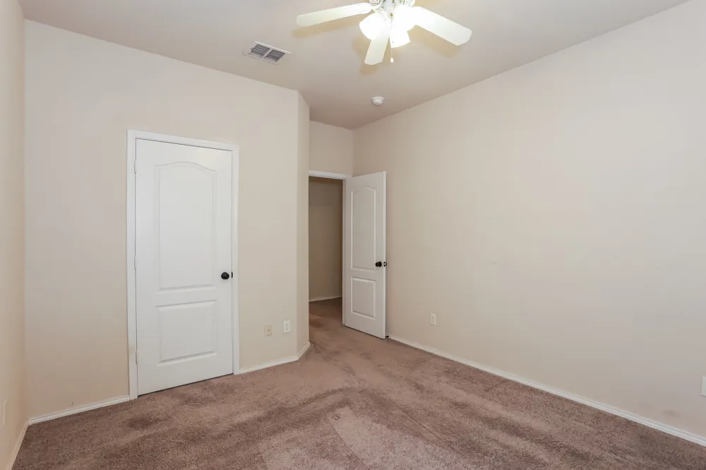 2217 Forest Park Circle Mansfield, TX 76063