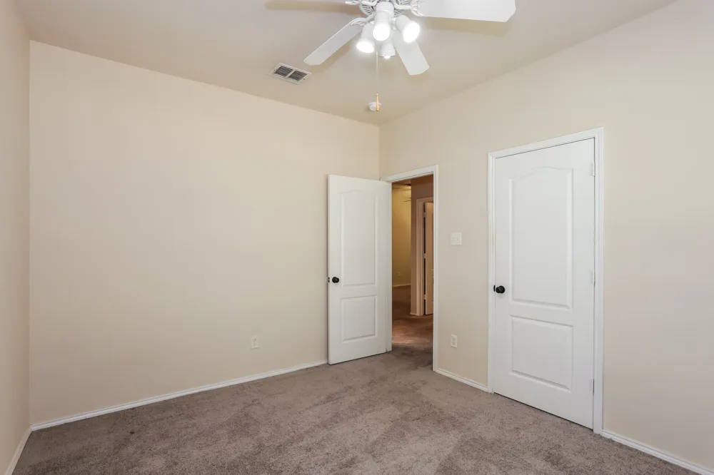 2217 Forest Park Circle Mansfield, TX 76063