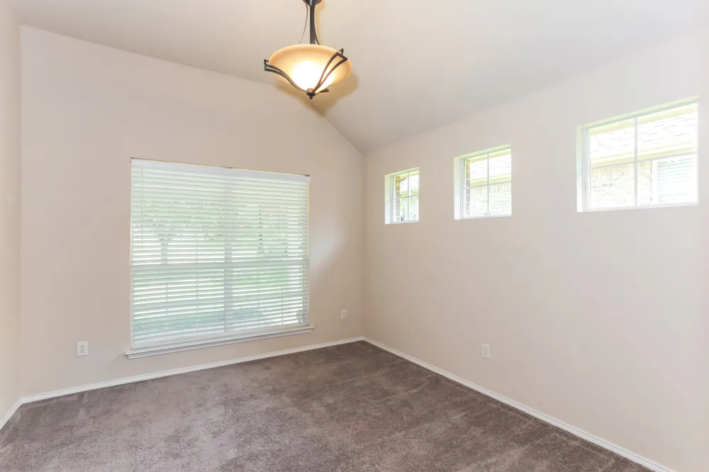 2217 Forest Park Circle Mansfield, TX 76063