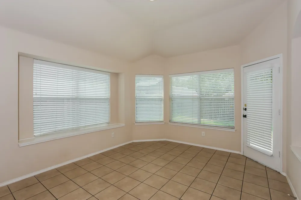 2217 Forest Park Circle Mansfield, TX 76063