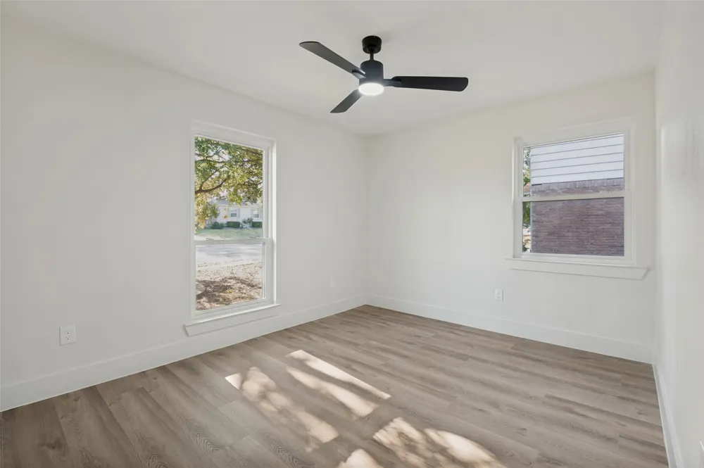 14517 Dennis Lane Farmers Branch, TX 75234