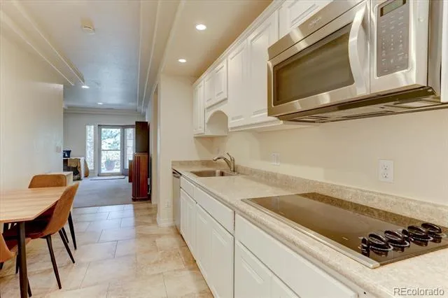 9557 W Plymouth Avenue Littleton, CO 80128
