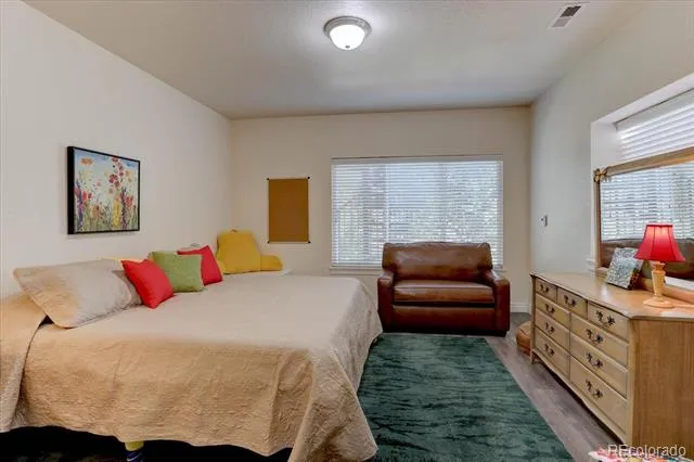 9557 W Plymouth Avenue Littleton, CO 80128