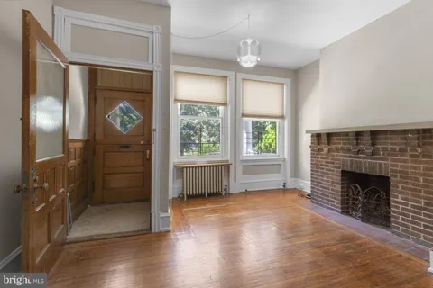 917 S ST BERNARD STREET #1