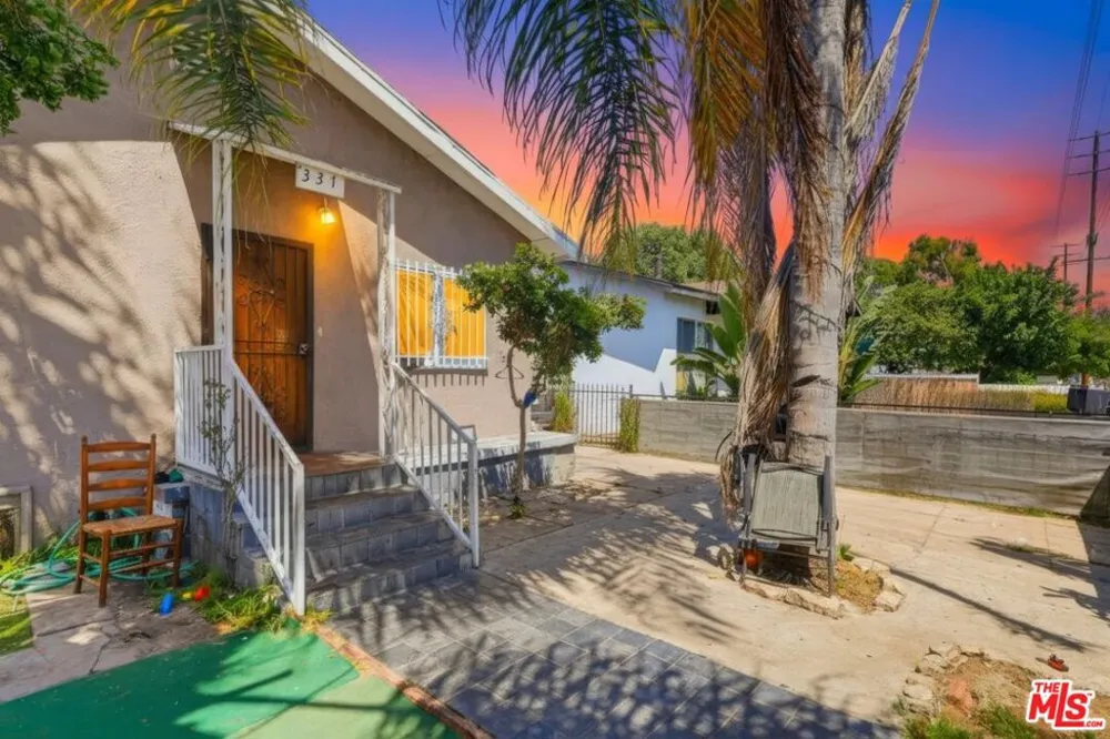 331 W 92nd Street Los Angeles, CA 90003
