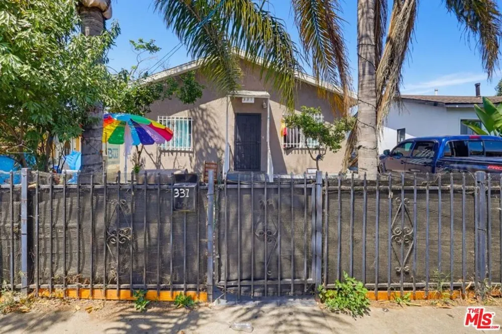331 W 92nd Street Los Angeles, CA 90003