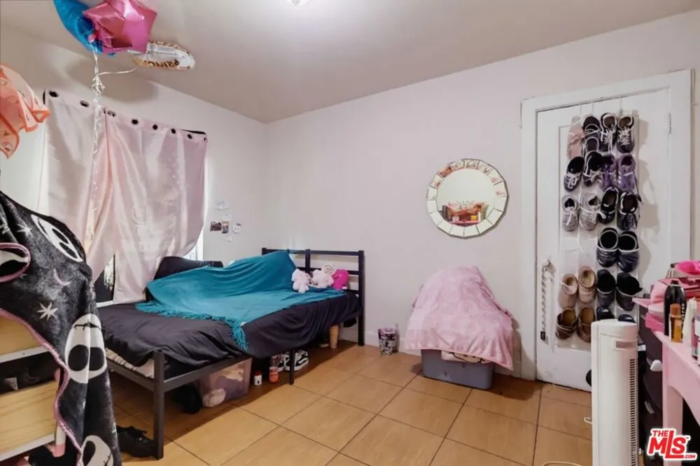 331 W 92nd Street Los Angeles, CA 90003