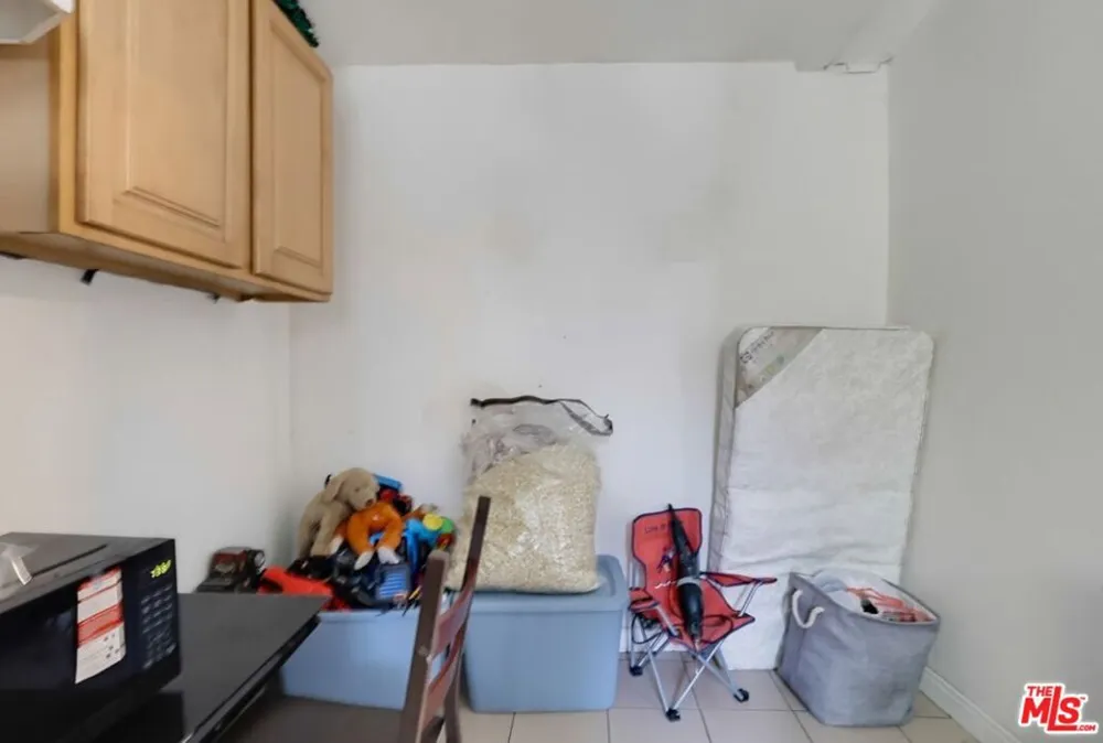 331 W 92nd Street Los Angeles, CA 90003
