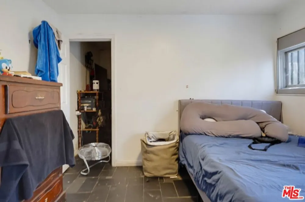 331 W 92nd Street Los Angeles, CA 90003