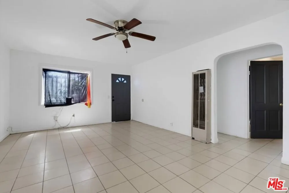 331 W 92nd Street Los Angeles, CA 90003