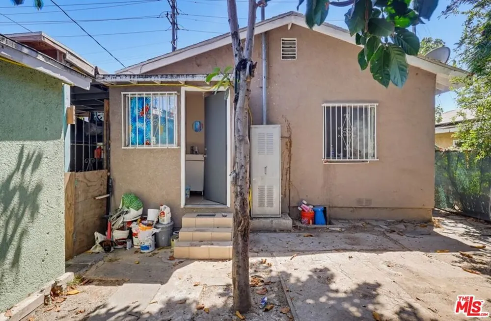 331 W 92nd Street Los Angeles, CA 90003
