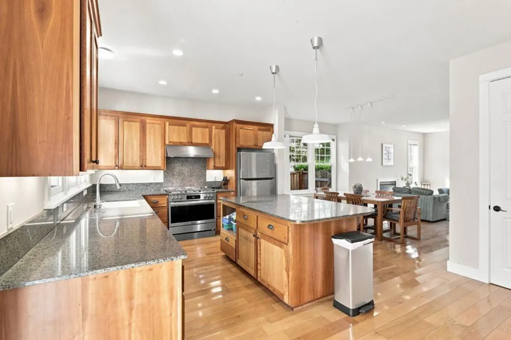 119 Tosca Terrace Santa Cruz, CA 95060
