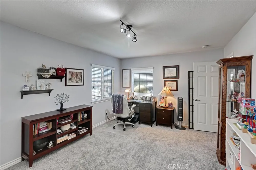 5583 Harmony Eastvale, CA 91752