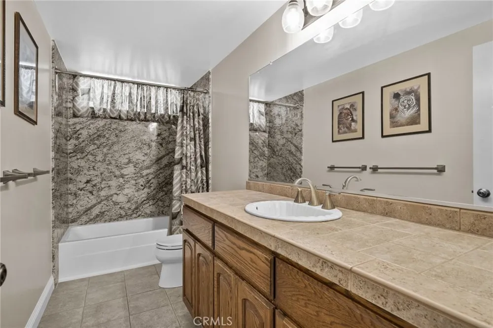 302 Sarah Avenue Placentia, CA 92870
