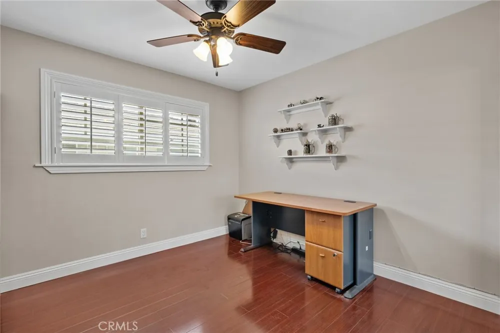 302 Sarah Avenue Placentia, CA 92870