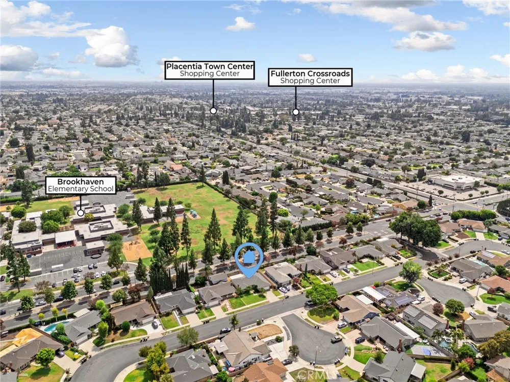 302 Sarah Avenue Placentia, CA 92870