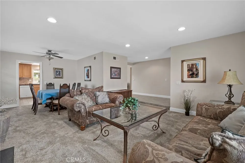 302 Sarah Avenue Placentia, CA 92870