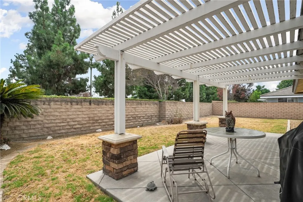 302 Sarah Avenue Placentia, CA 92870