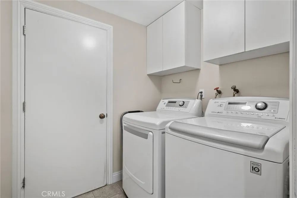 302 Sarah Avenue Placentia, CA 92870