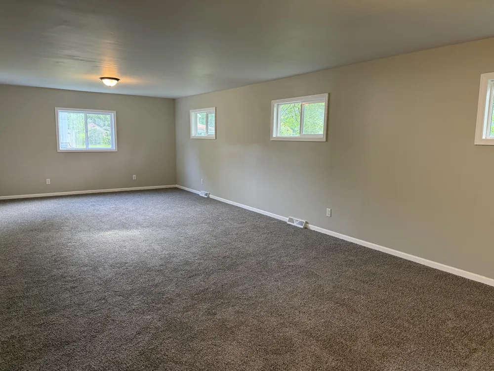 203 E Commercial Street Norvell, MI 49263
