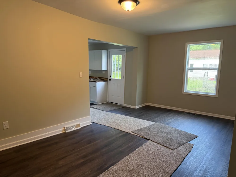203 E Commercial Street Norvell, MI 49263