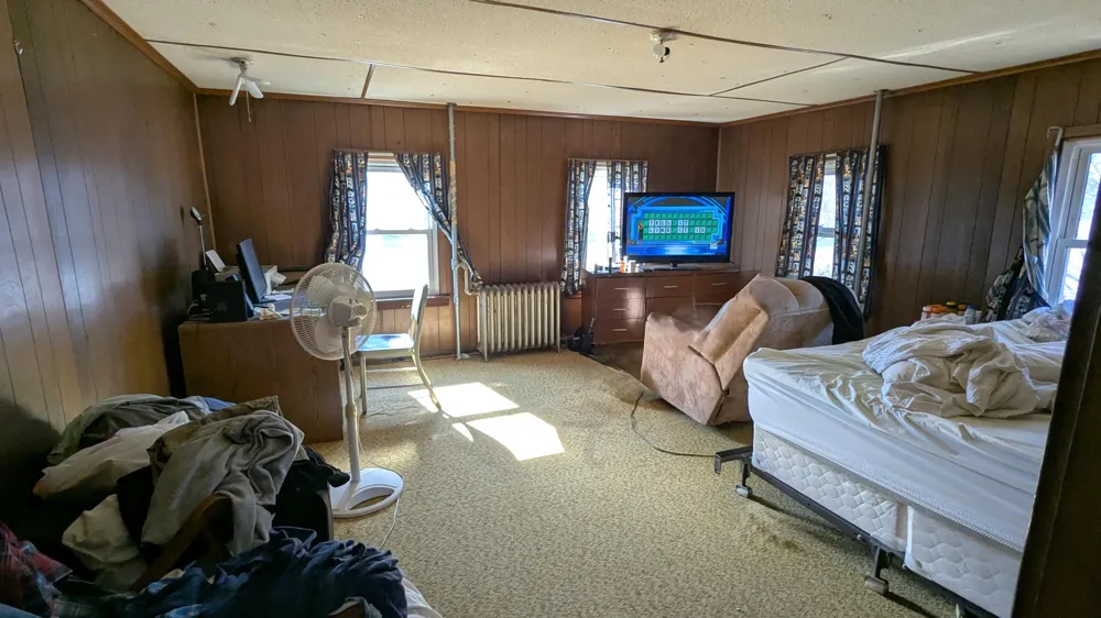 407 Barry Street Colon, MI 49040