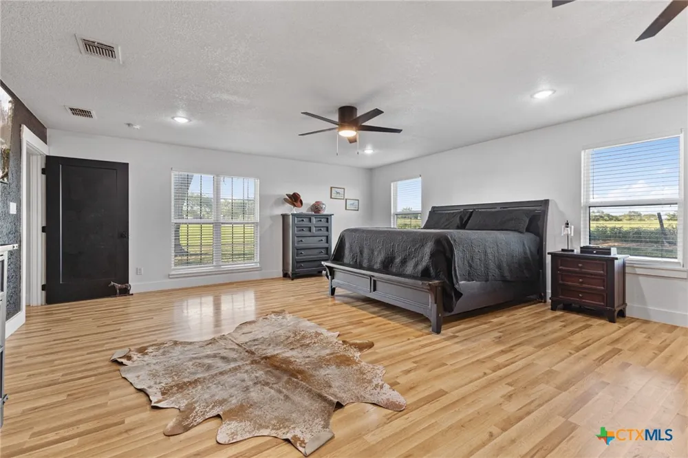 1591 Leissner School Road Seguin, TX 78155