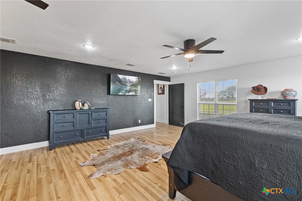 1591 Leissner School Road Seguin, TX 78155