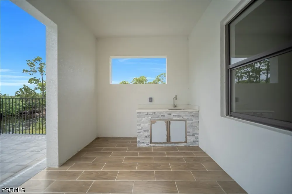 NW 30th Terrace Cape Coral, FL 33993