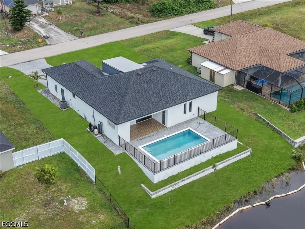 NW 30th Terrace Cape Coral, FL 33993
