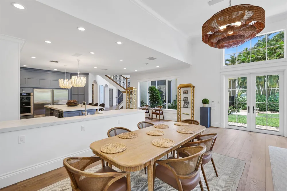 1019 Grand Court Highland Beach, FL 33487