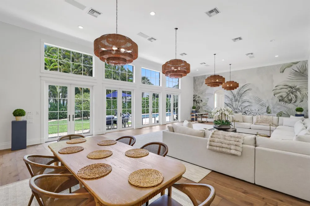 1019 Grand Court Highland Beach, FL 33487