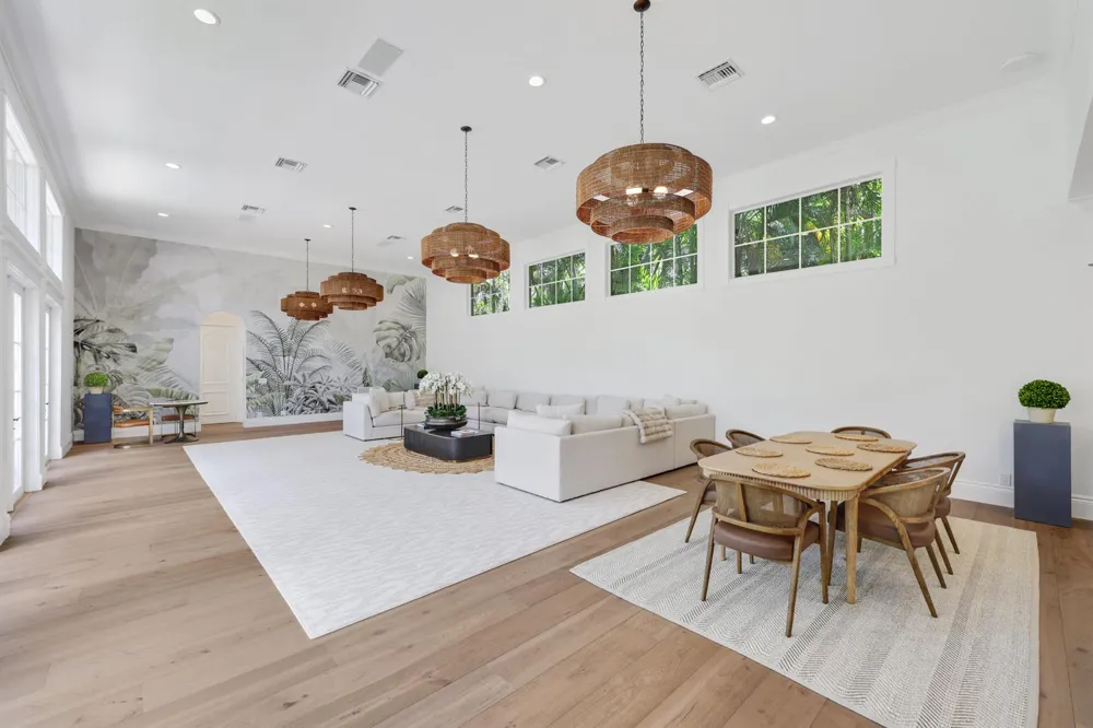 1019 Grand Court Highland Beach, FL 33487