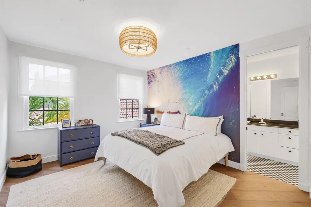 1019 Grand Court Highland Beach, FL 33487