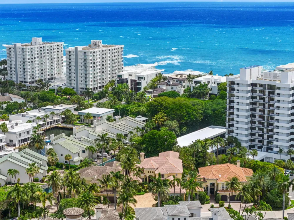 1019 Grand Court Highland Beach, FL 33487