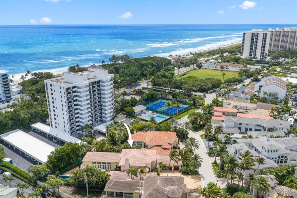 1019 Grand Court Highland Beach, FL 33487