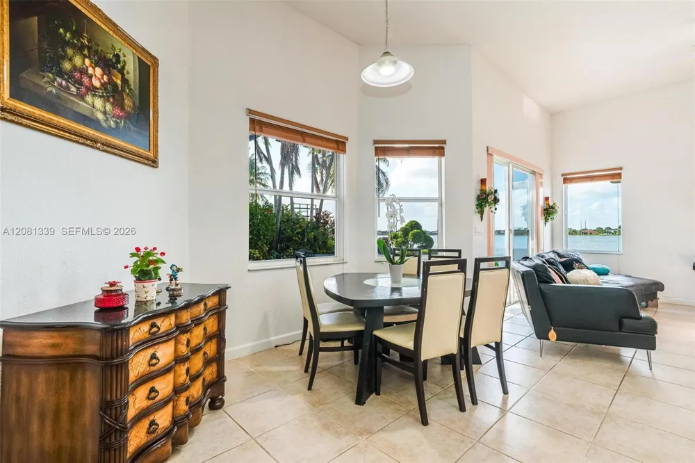 18633 SW 24th St Miramar, FL 33029