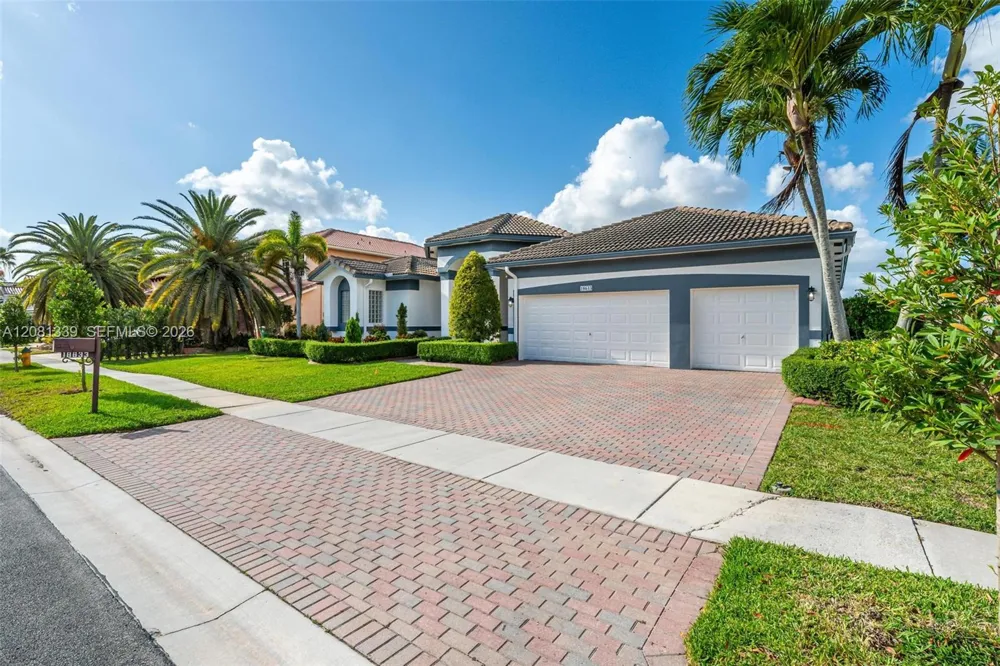 18633 SW 24th St Miramar, FL 33029
