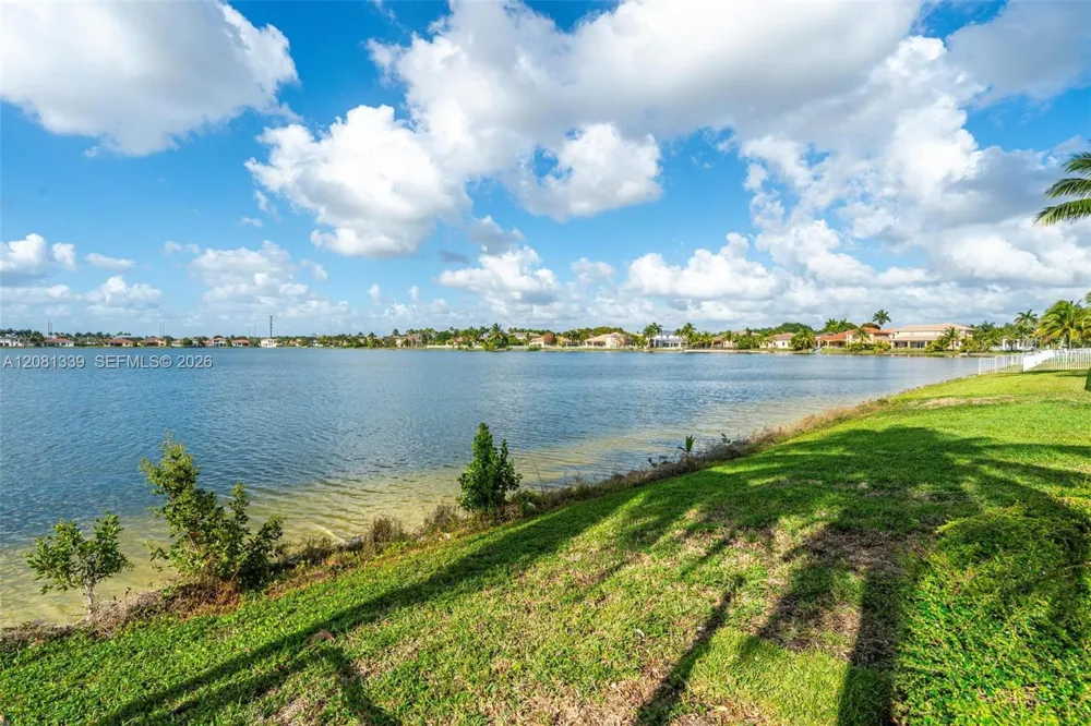 18633 SW 24th St Miramar, FL 33029