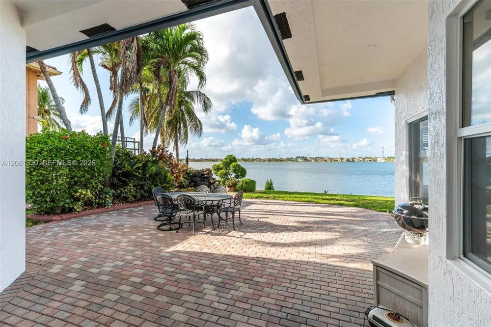 18633 SW 24th St Miramar, FL 33029
