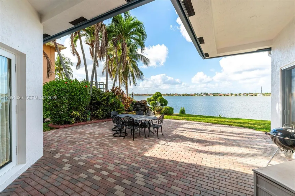 18633 SW 24th St Miramar, FL 33029