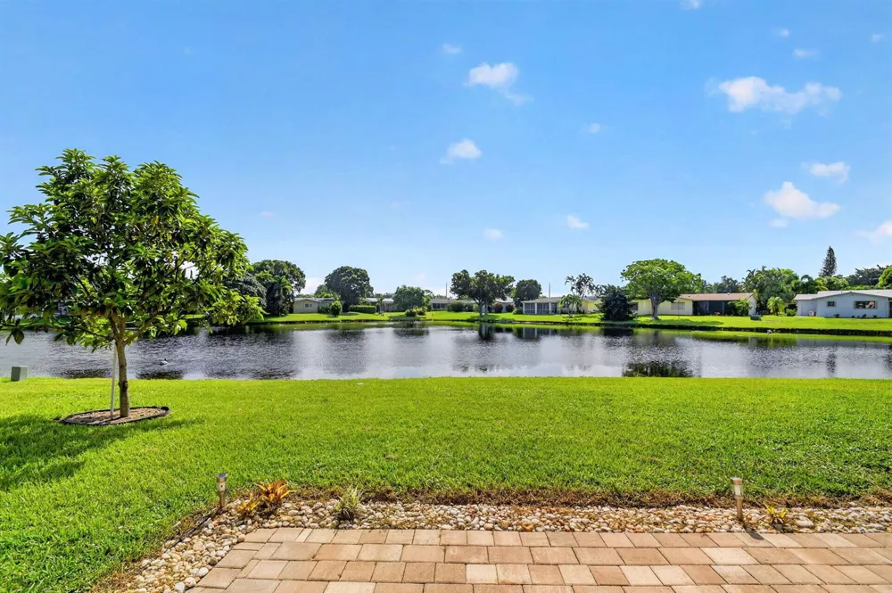 14624 Country Side Lane Delray Beach, FL 33484