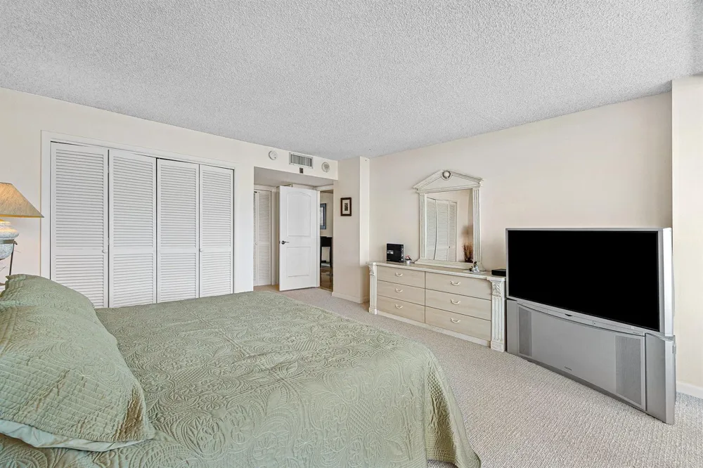 2000 S Ocean Boulevard #8-D Boca Raton, FL 33432