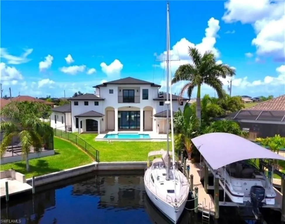 3505 NW 44th Place Cape Coral, FL 33993