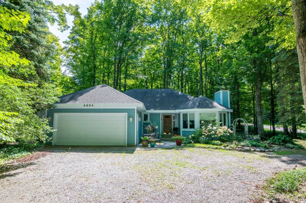 4804 S Green Court Centerville Township, MI 49621